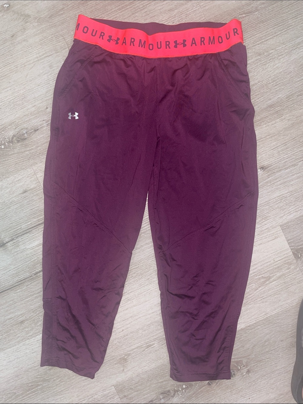 Under Armour Maroon Capri Joggers with Neon Coral Waistband | Women Size Medium